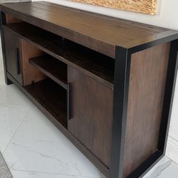 Table With Storage 