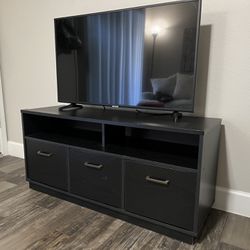 TV stand - Entertainment Console Table 