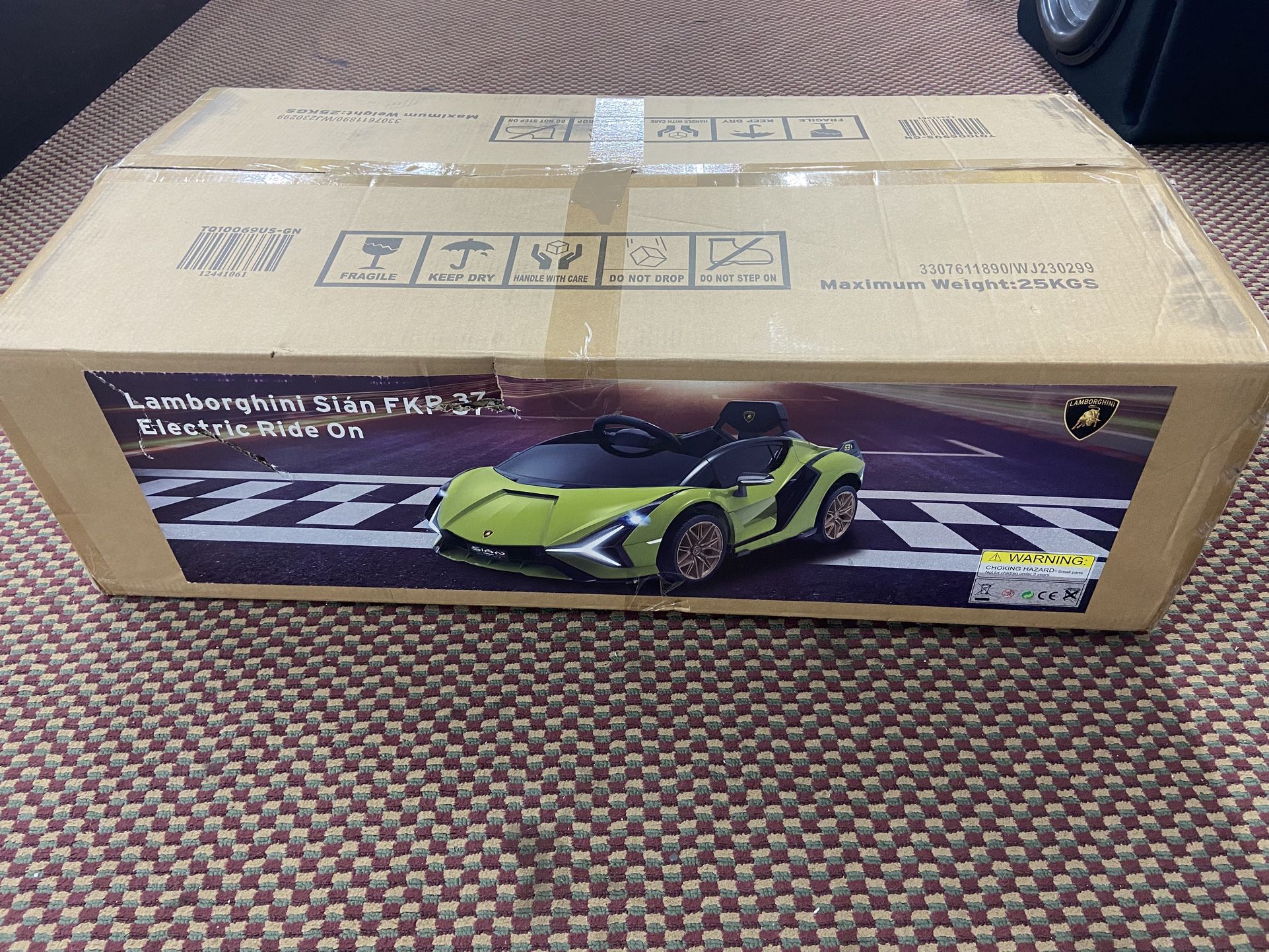 TOBBI 12V Licensed Lamborghini Sian Kids Ride on Car W/ Remote Control Lights Age 3-6 Child, Green