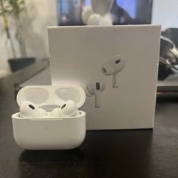 🔥 NEW Apple AirPods Pro (2nd Gen) – Factory Sealed! 🔥

📦 Brand New • Unopened • Original Packaging


