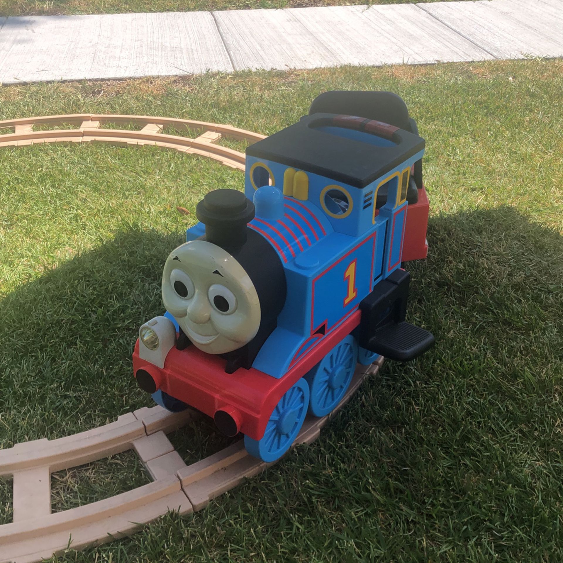 Rechargable  Thomas The Train