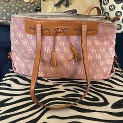 Dooney & Bourke