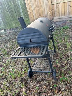 Char-Griller Barrel Charcoal Smoker Grill