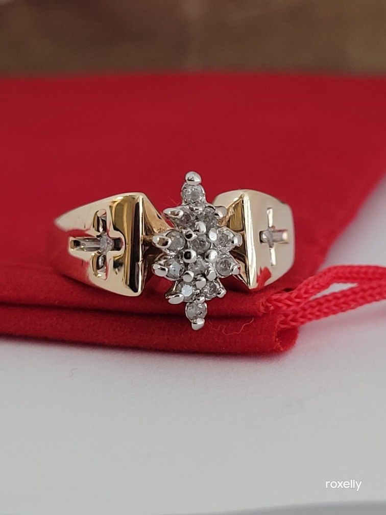 ❤️10k Size 7.25 Lovely Solid Yellow Gold Genuine Diamonds Cluster Ring!/ Anillo de Oro con un Cluster de Diamantes! 👌🎁Post Tags: 10k 14k