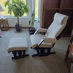 Rocker Chair w/ rocker Ottoman