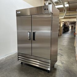 NSF ETL Commercial Two door Refrigerator SS Reach-in Cooler XB54R 