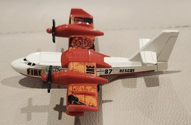​Matchbox Sky Busters Blaze Buster Twin Engine Fire Rescue Plane Orange & White SB-87