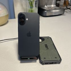 iPhone 16 128gb Unlocked - Like New