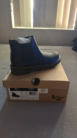 Dr Martens Boots size 5