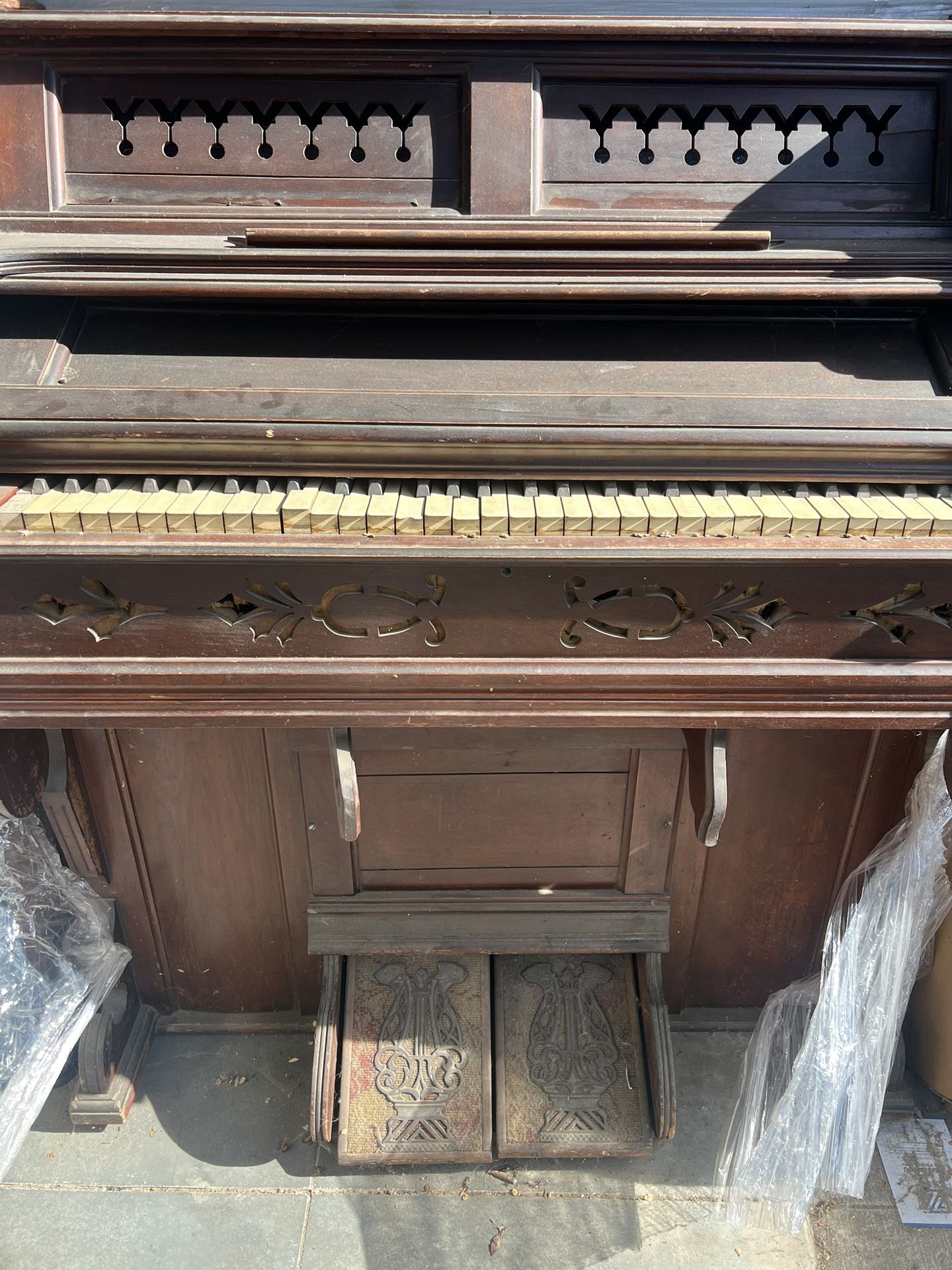 Antique Pump Organ