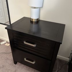 Nightstand - Very Good Condition - Optional Matching Bedroom Set