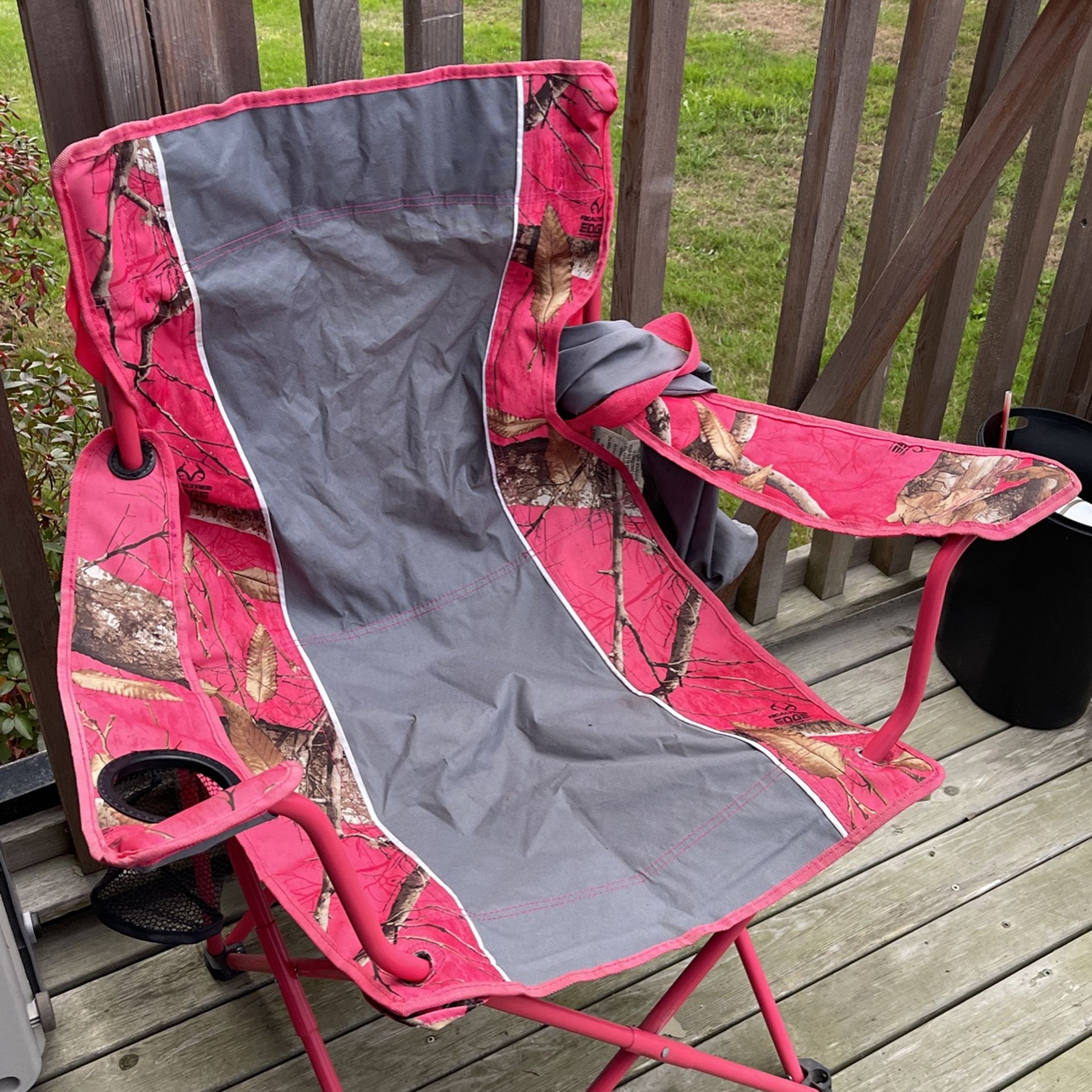 Camo Pink Color Folding Chair 
