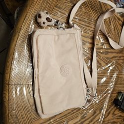 Kipling Crossbody
