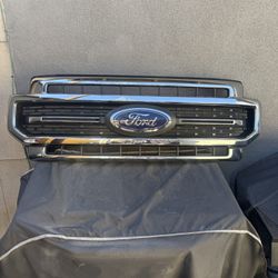 2020- 2022 Ford F250 Front Grill OEM