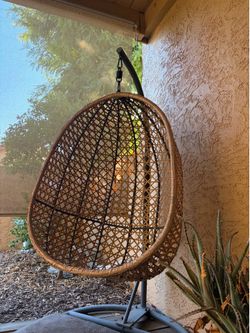 Egg style hanging chair