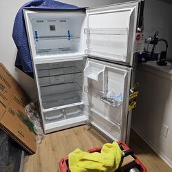 Midea Refrigerator 