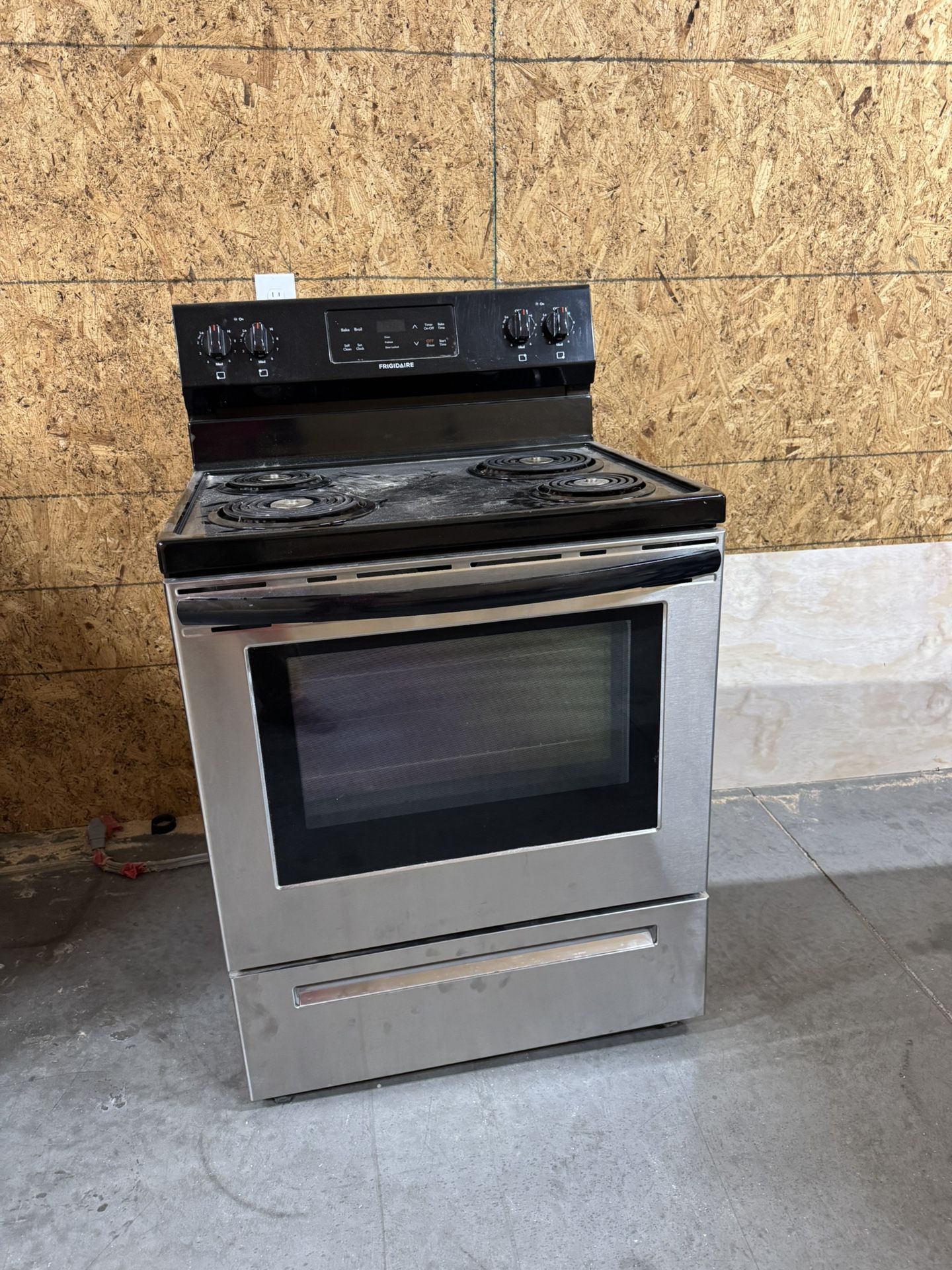 Frigidaire 30" Electric Range
