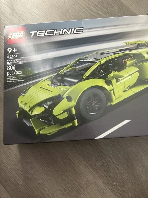 Lego A pile of fragments 🧩 a finished product, a little bit of assembly