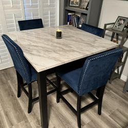 Marble Table (doesn’t Include Chairs)