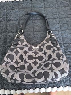 $40 Coach Signature Op Art Hobo Handbag