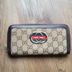 Vintage Gucci Wallet (Authentic)