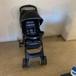 Graco Scroller And Car seat