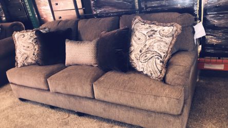 🤩 Beautiful Sofa and Love seat set 🤩 Take it home with just $53 down 🙋🏻‍♀️ Ask me how