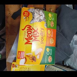 Wet Cat Food** BRAND NEW** ~ 1/2 Store Price ~ 