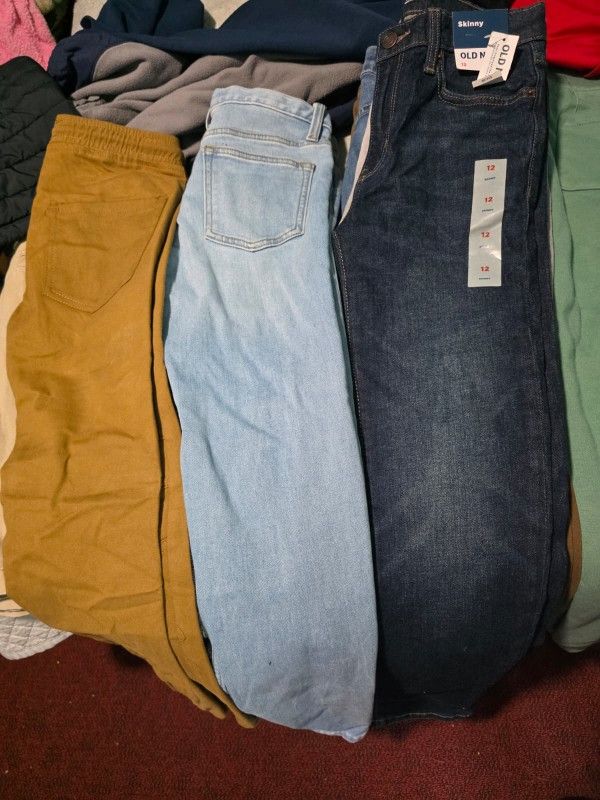 Children's Clothing Size 10-12