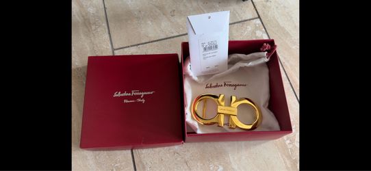 Savatore Ferragamo Belt Buckle