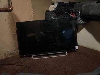 Sony Flat Screen TV with Stand