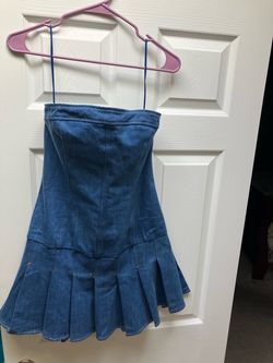 Levi strapless dress size large brand sky to moon