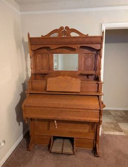 Antique Organ