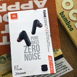 JBL - Tune 235NC True Wireless Noise Cancelling In-Ear Earbuds - Black
