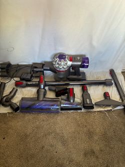 Dyson V8 Cordless Vacuum with Attachments