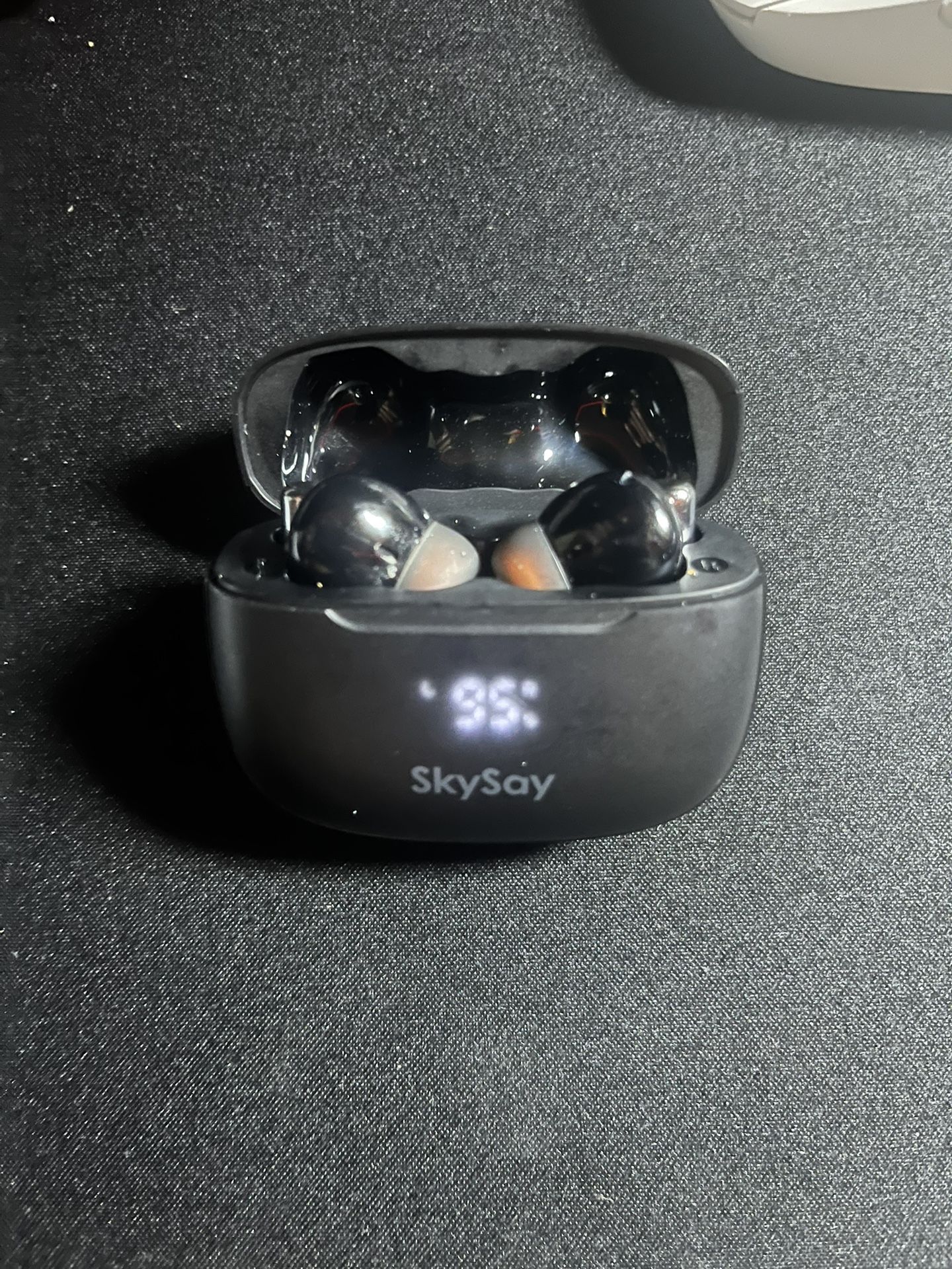 Noise Cancellation Bluetooth Headphones