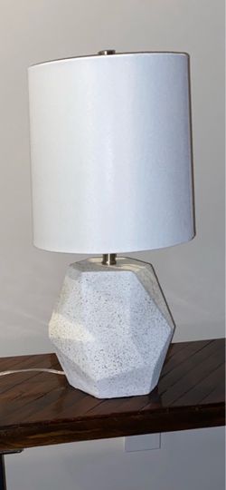 Modern Table Lamp with the White Textured Geometric Base and New Lampshade H21”