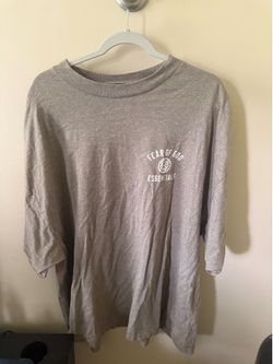 Essentials Tee Large Authentic