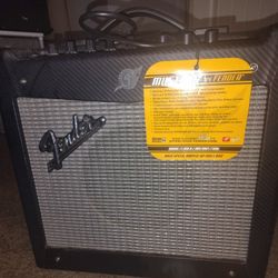Fender Mustang 1 Guitar Amp