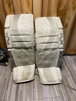 Selling goaltender leg pads