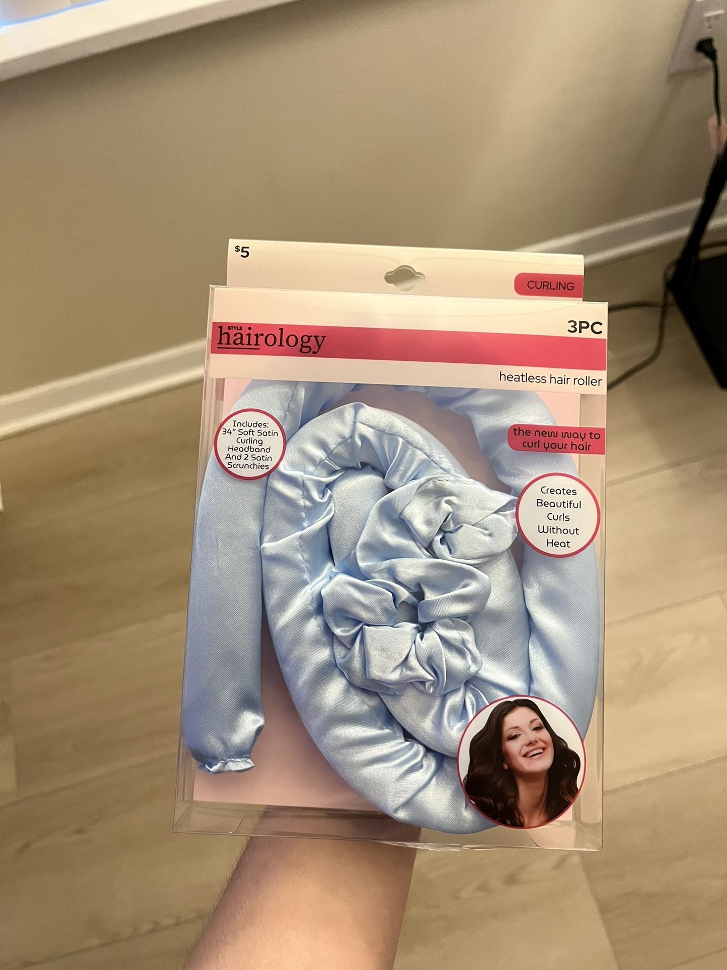 NWT Heatless Curl Wrap And Scrunchie