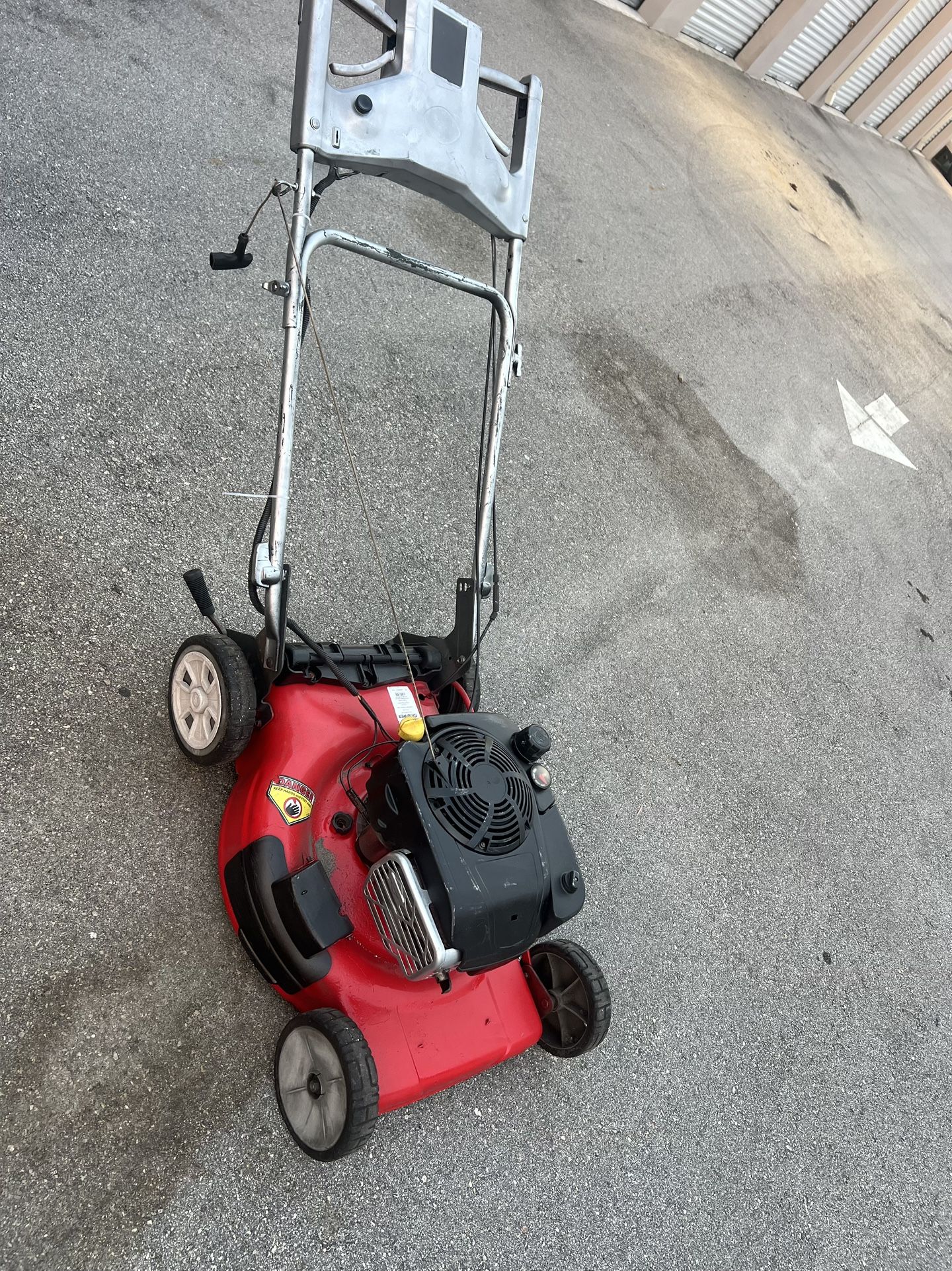 Gas lawn mower