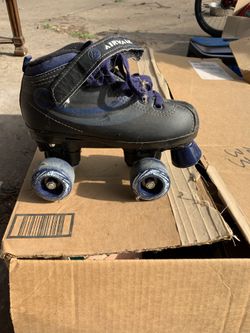 Size 2 airwalk skates