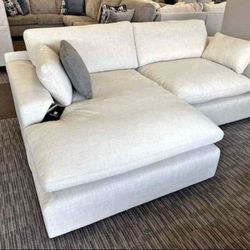 ELYZA 2 PIECE SECTIONAL WITH CHAISE