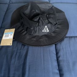 New Nike ACG Bucket Hat