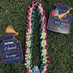 3 Color Graduation Leí