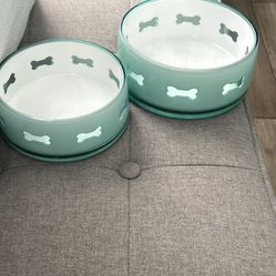 Dog Bowls $8 / Pickup In Pingree Grove 