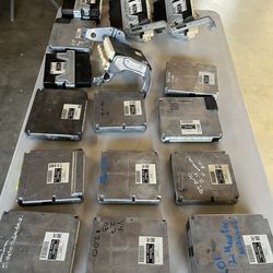 Toyota Tacoma. Computadoras. Parts