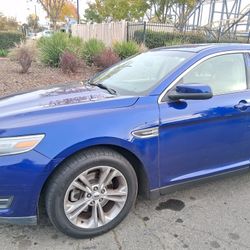 2013 Ford Taurus