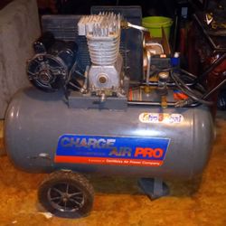 30 Gal Air Compressor 